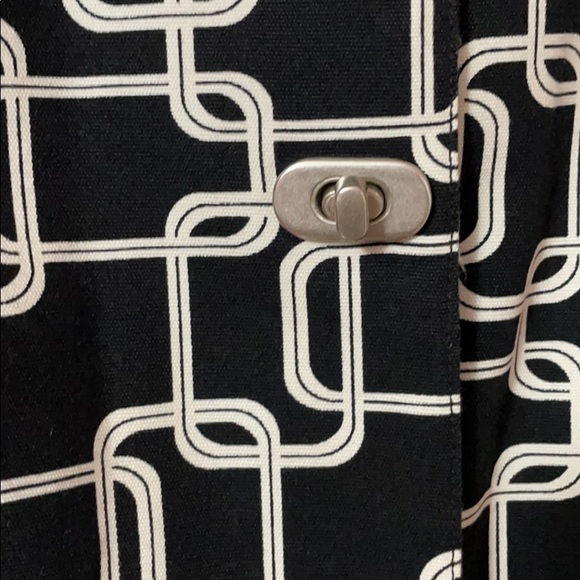 Black and white Coat - Picture 3 of 4